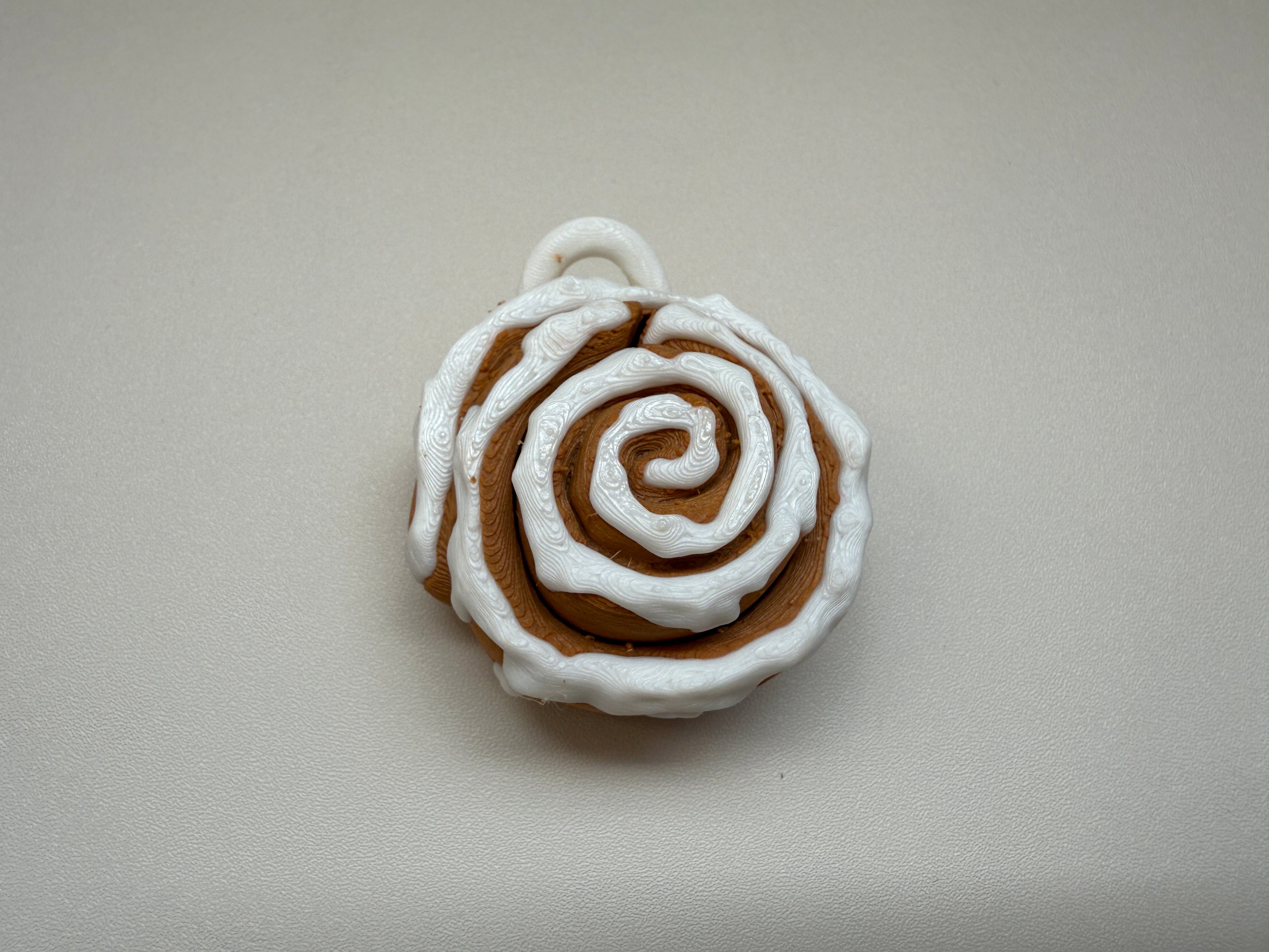 Cinnamon Roll Keyring Clicker