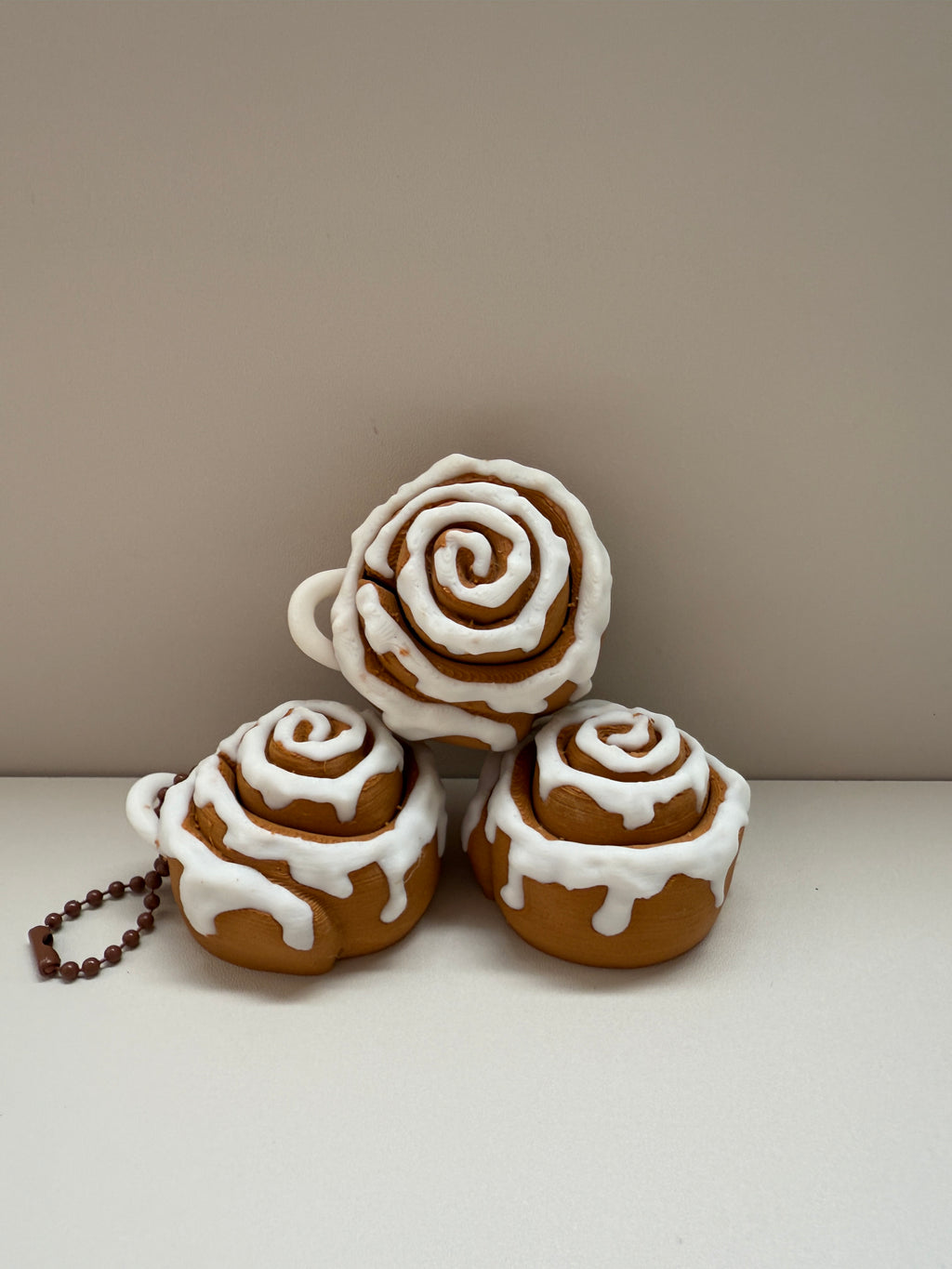 Cinnamon Roll Keyring Clicker