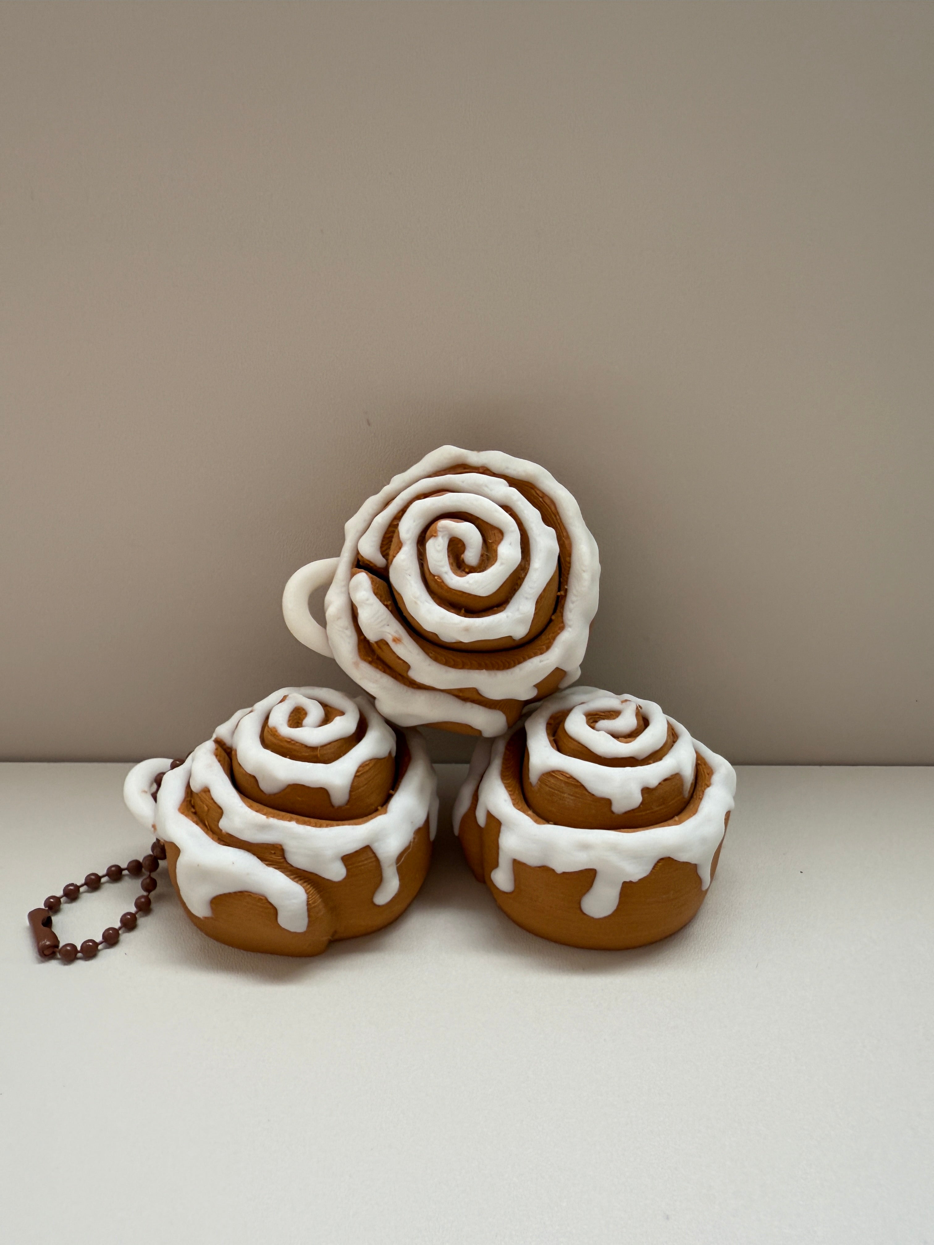 Cinnamon Roll Keyring Clicker