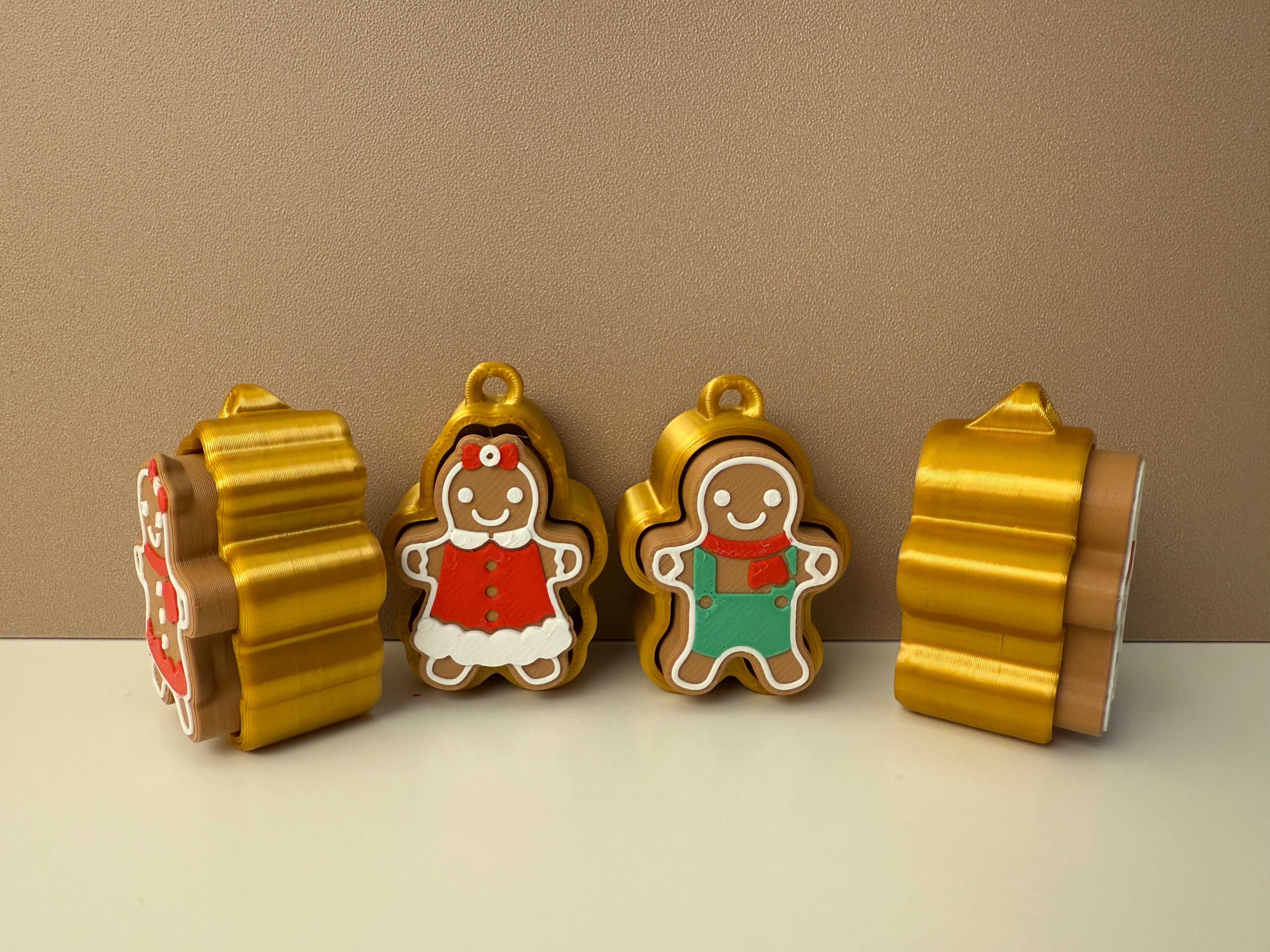 Single Gingerbread Man Keyring Clicker