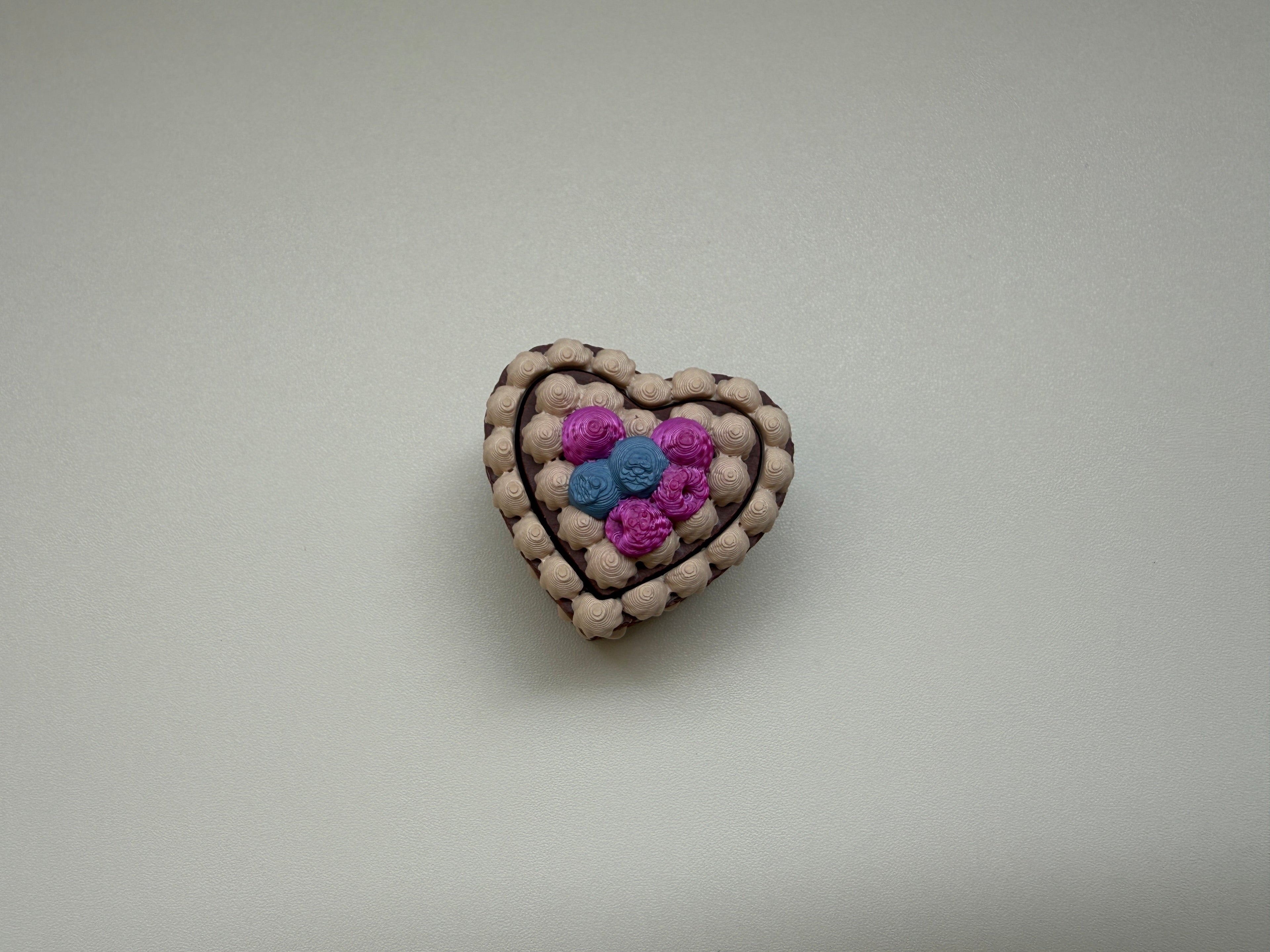 Chocolate Berry Cake Keyring Clicker