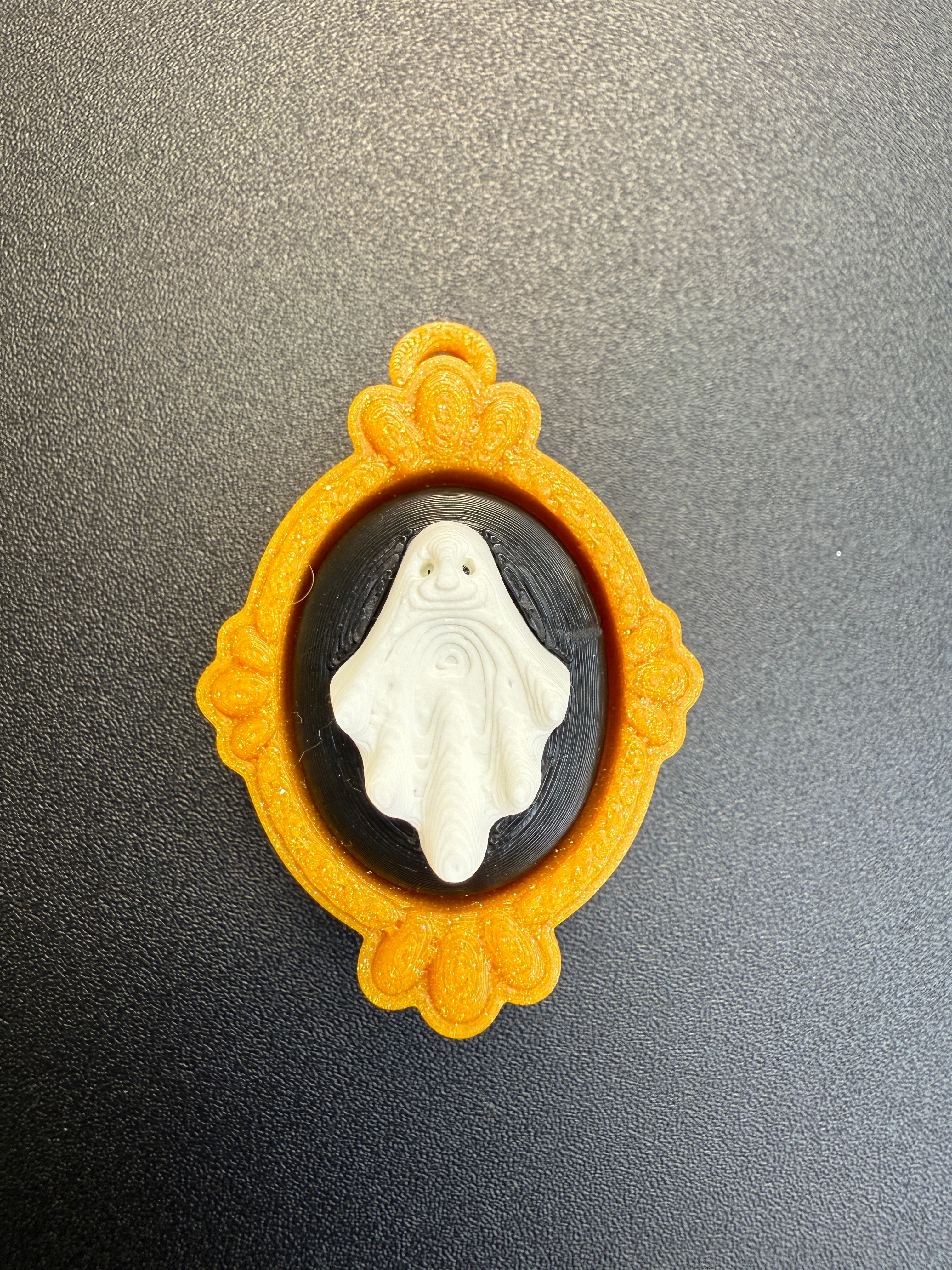 Halloween Antique Frame Keyring Clicker