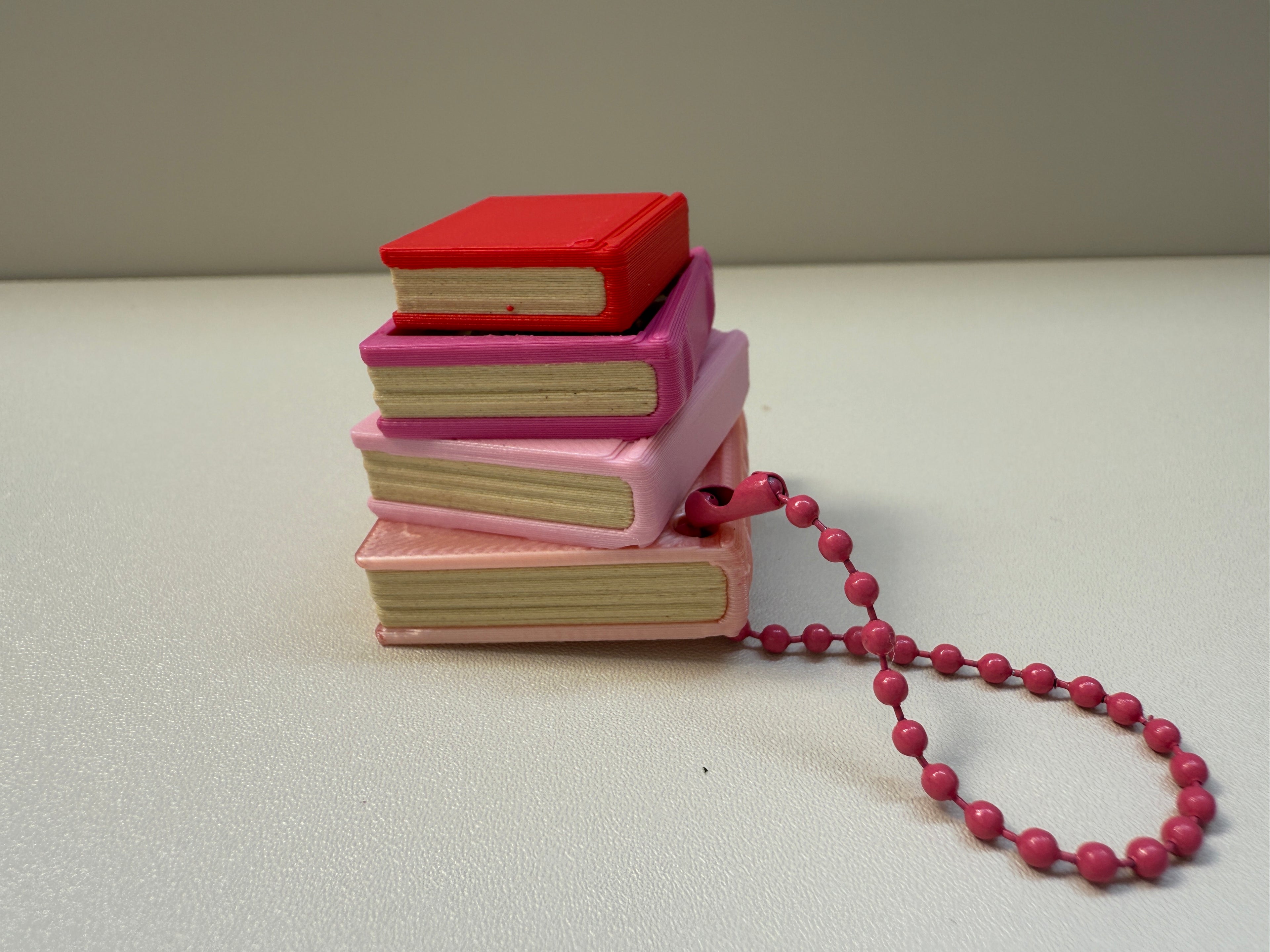 Book Lovers Keyring Clicker